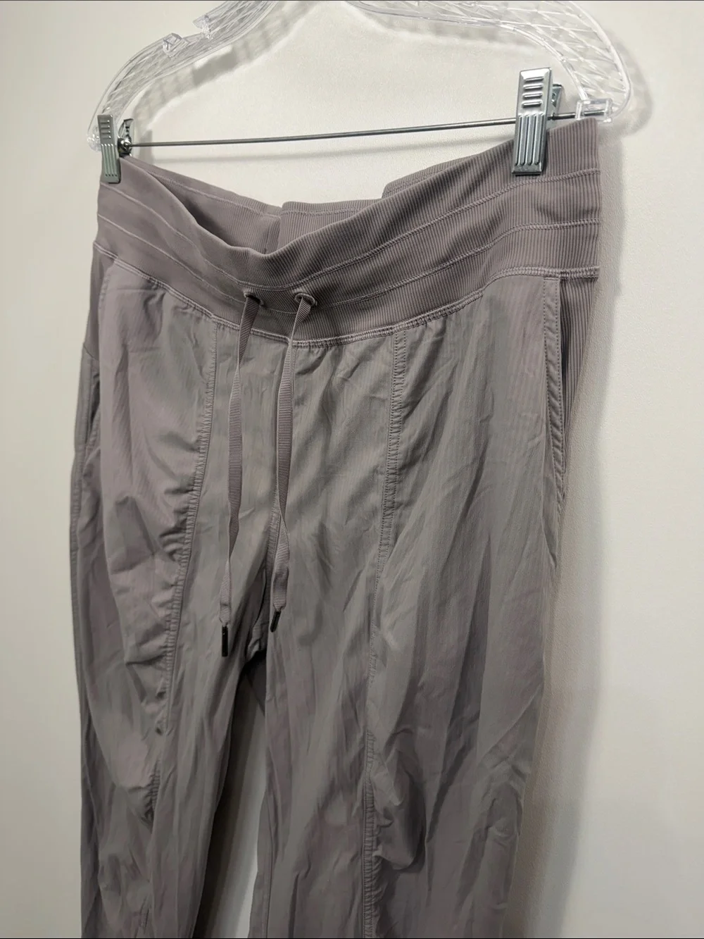 Lululemon Dance Studio lavender joggers size 12
